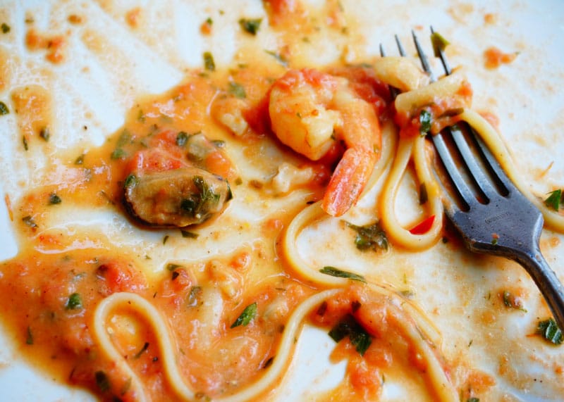 Приготовление лингвини с морепродуктами фото