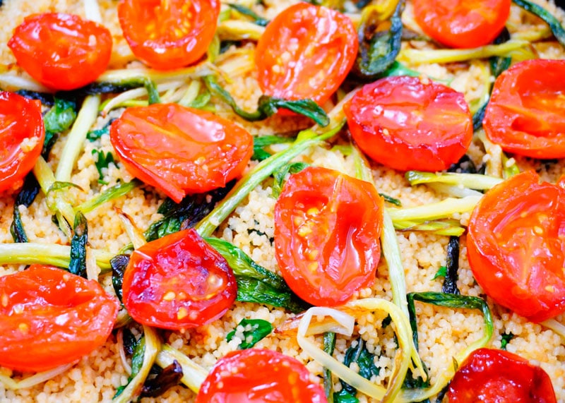 Рецепт кус-кус с жаренными помидорами черри фото