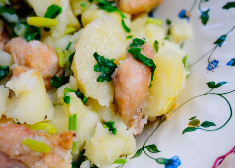Теплый куриный салат с курицей фото