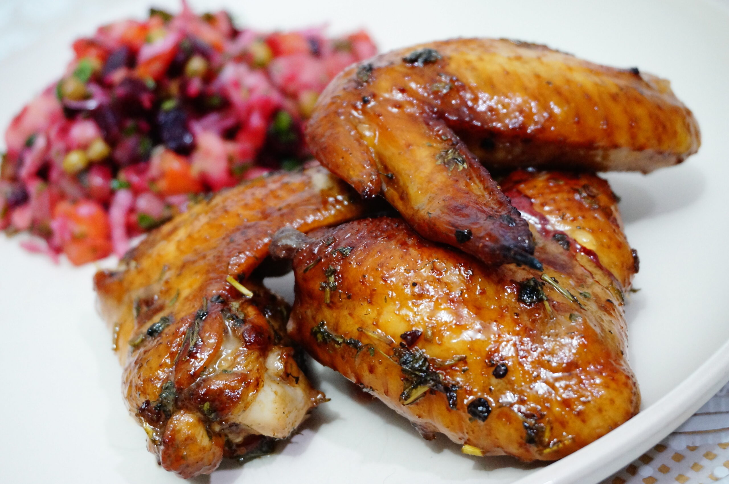 Жареные куриные крылышки в остро-сладкой глазури по-кавказски — фото блюда